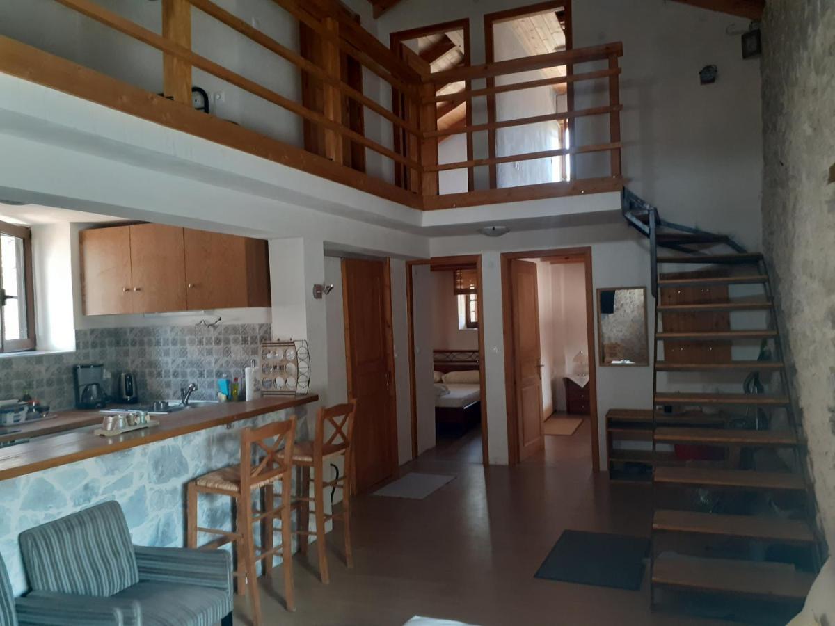 Tsitalia Cottage House Leonídion Eksteriør bilde